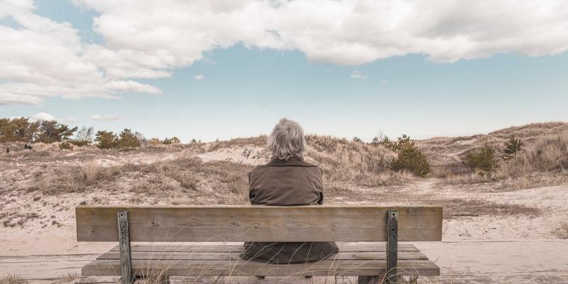 TikTok Shop跨境电商运营全攻略：从选品策略、Listing优化到订单转化的实战指南